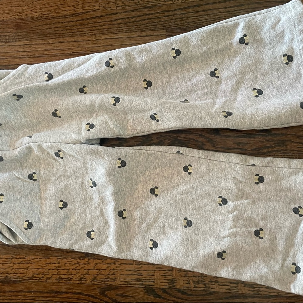 Kids Gray Sweats with Minnie Mouse Print